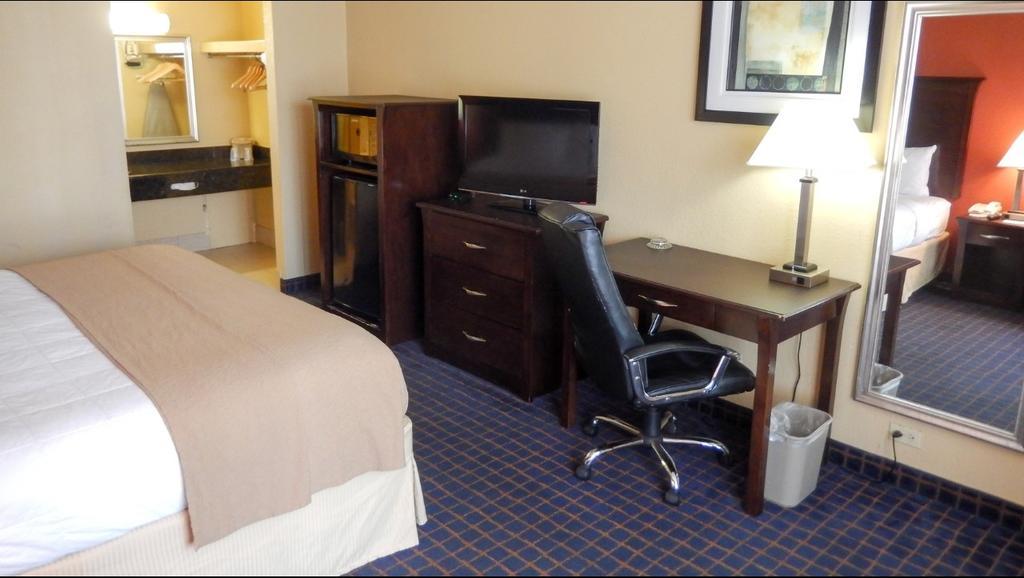 Executive Thibodaux New Orleans Hotel Buitenkant foto