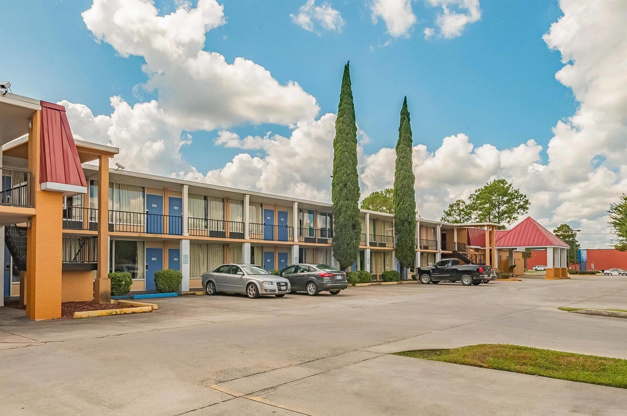 Executive Thibodaux New Orleans Hotel Buitenkant foto