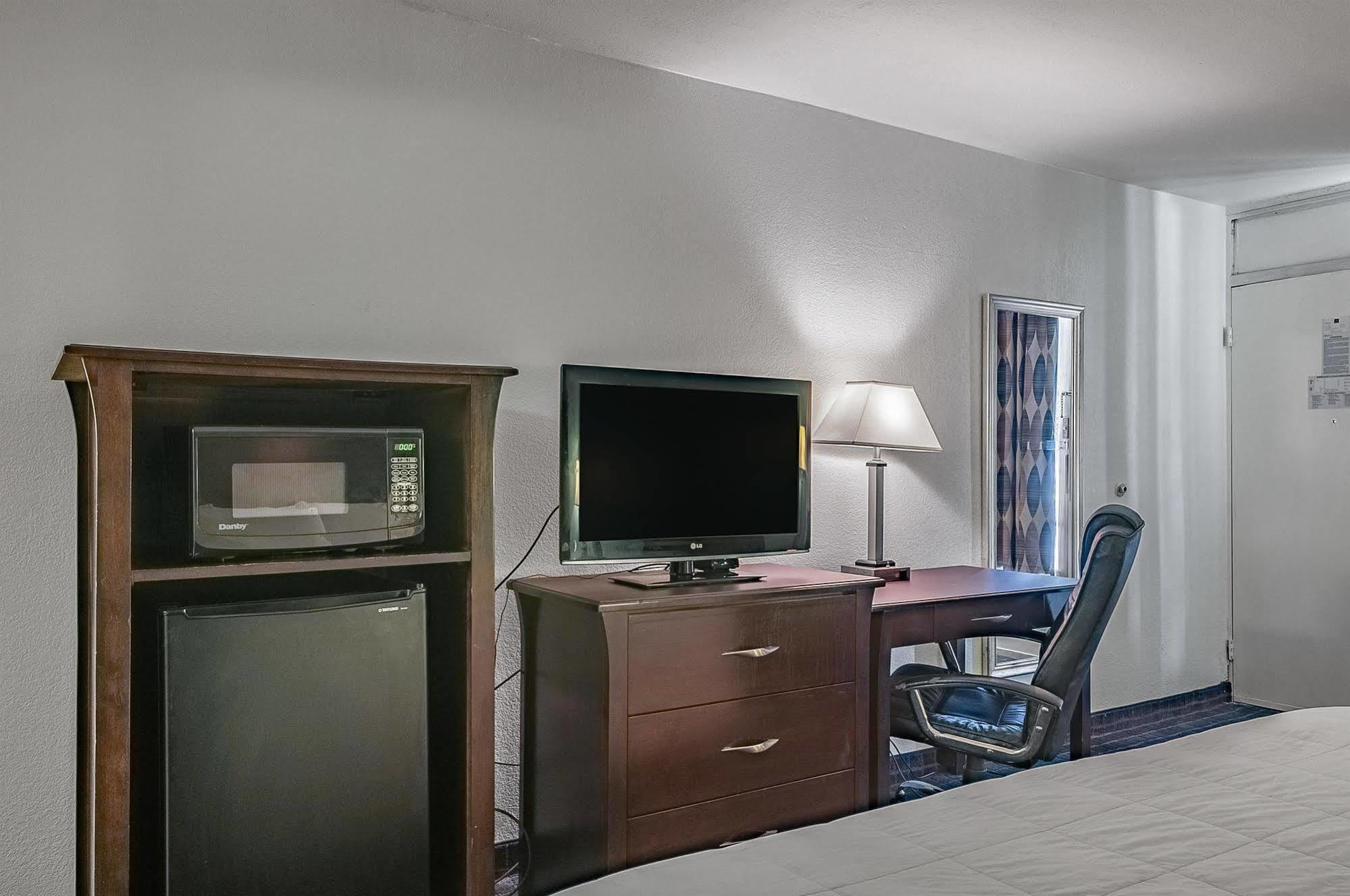 Executive Thibodaux New Orleans Hotel Buitenkant foto
